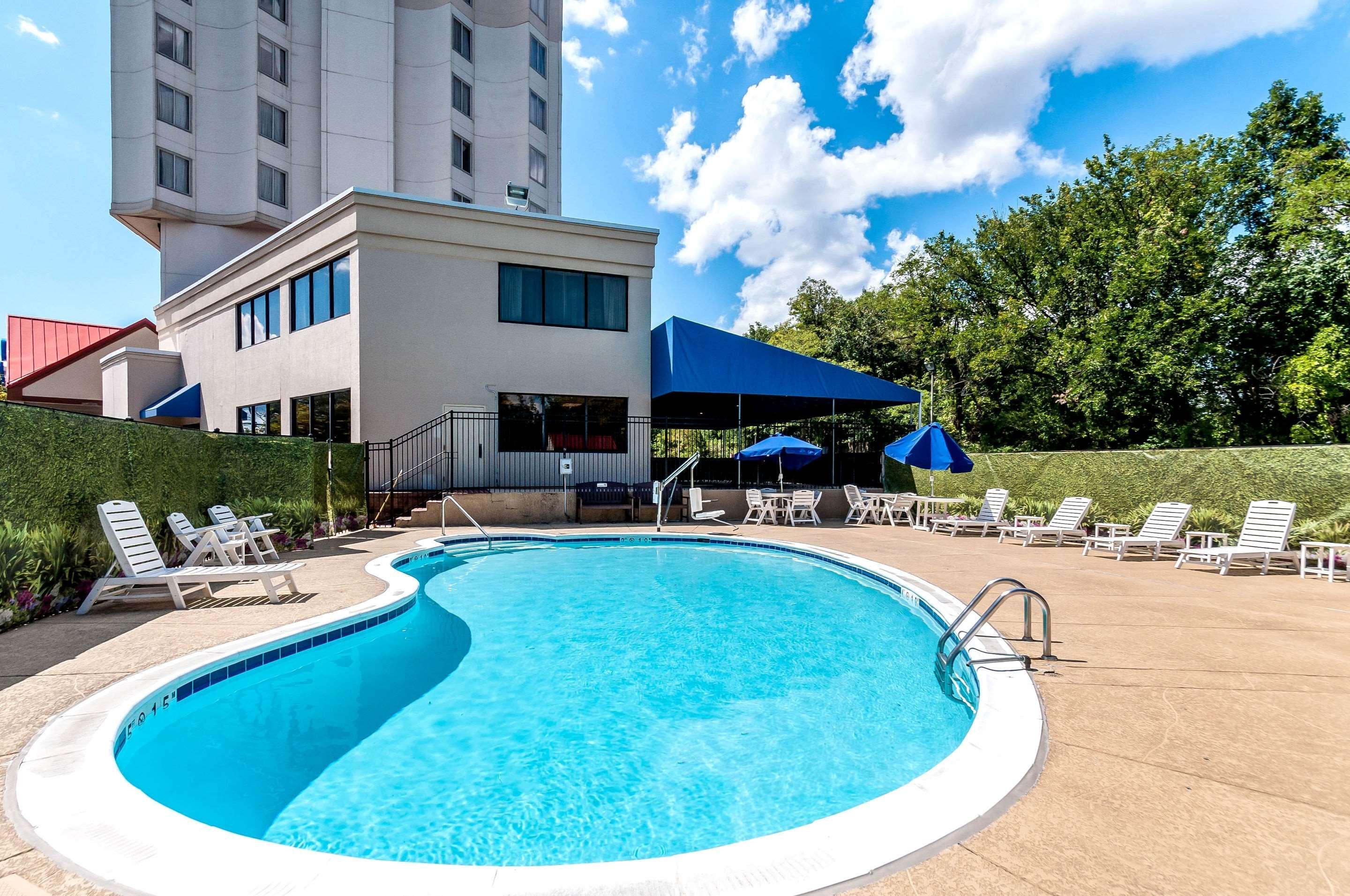 Comfort Inn & Suites Alexandria West Exterior foto